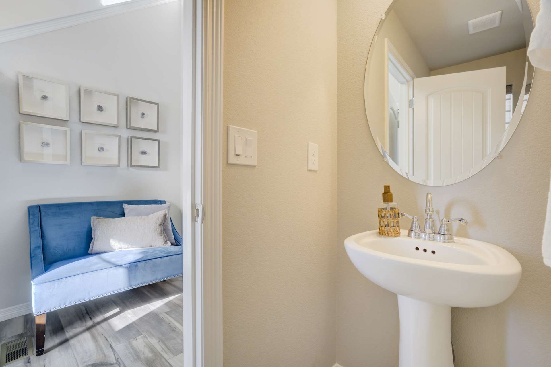 5338 Kingscote Dr-0027