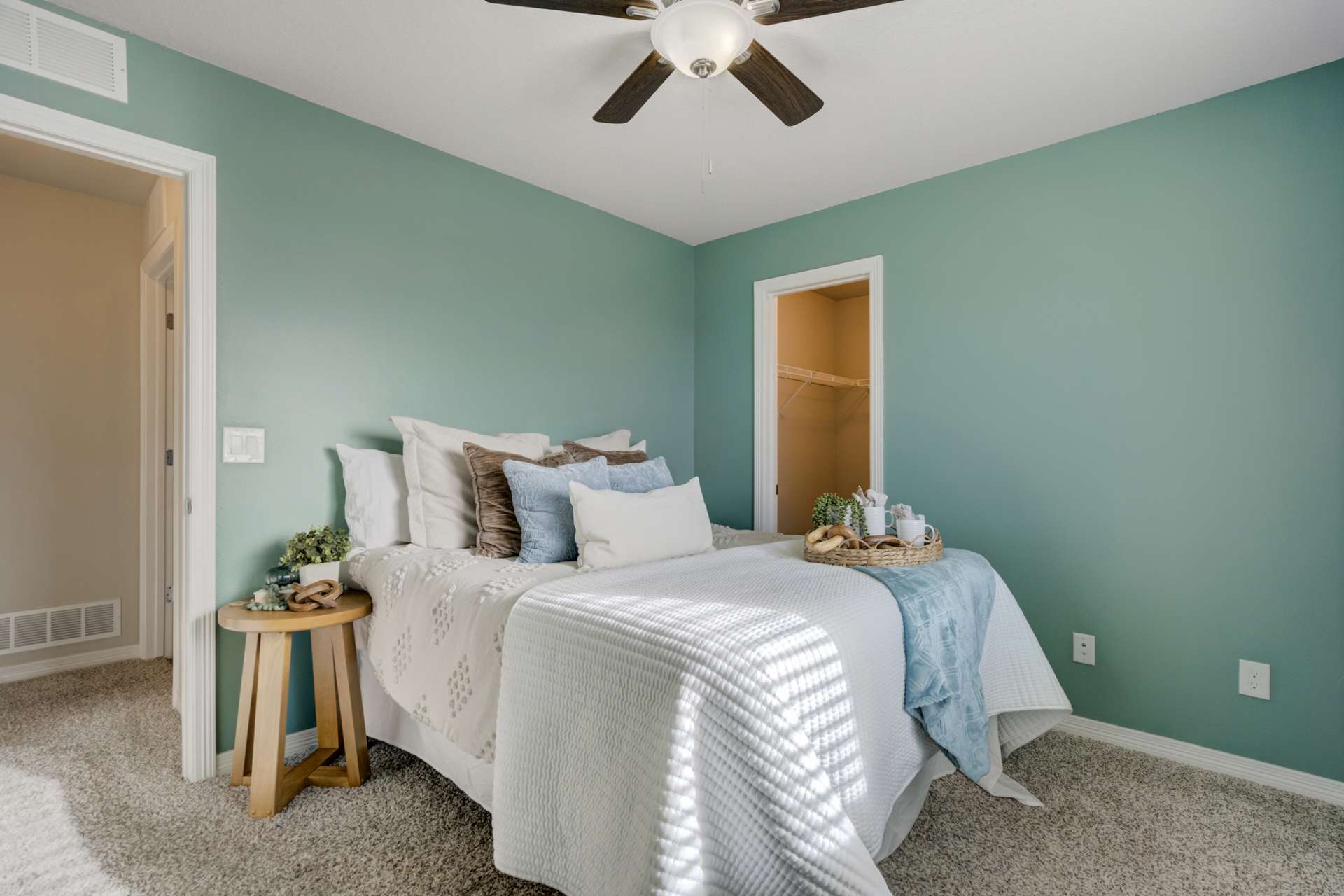 5338 Kingscote Dr-0036