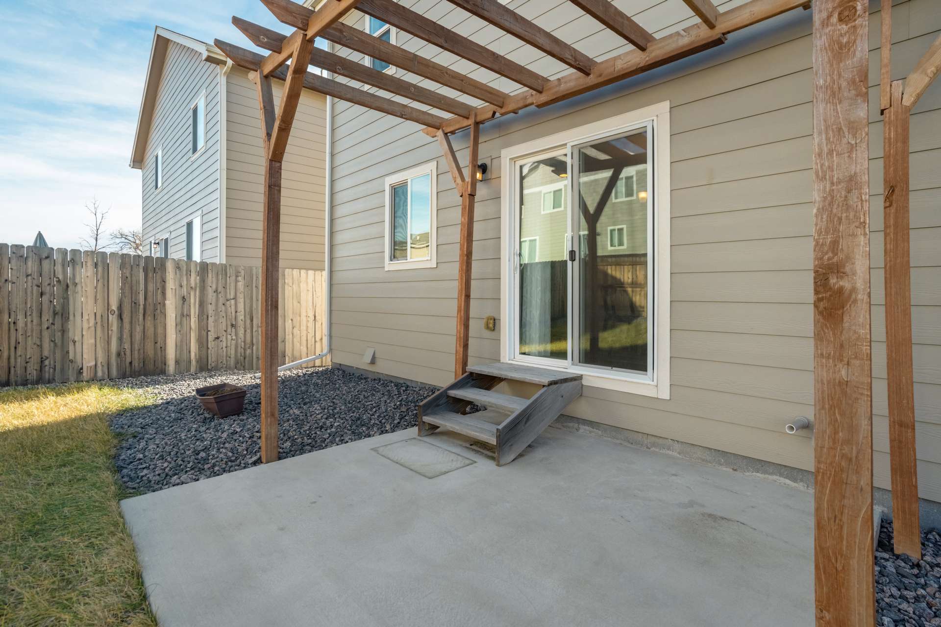 5338 Kingscote Dr-0044